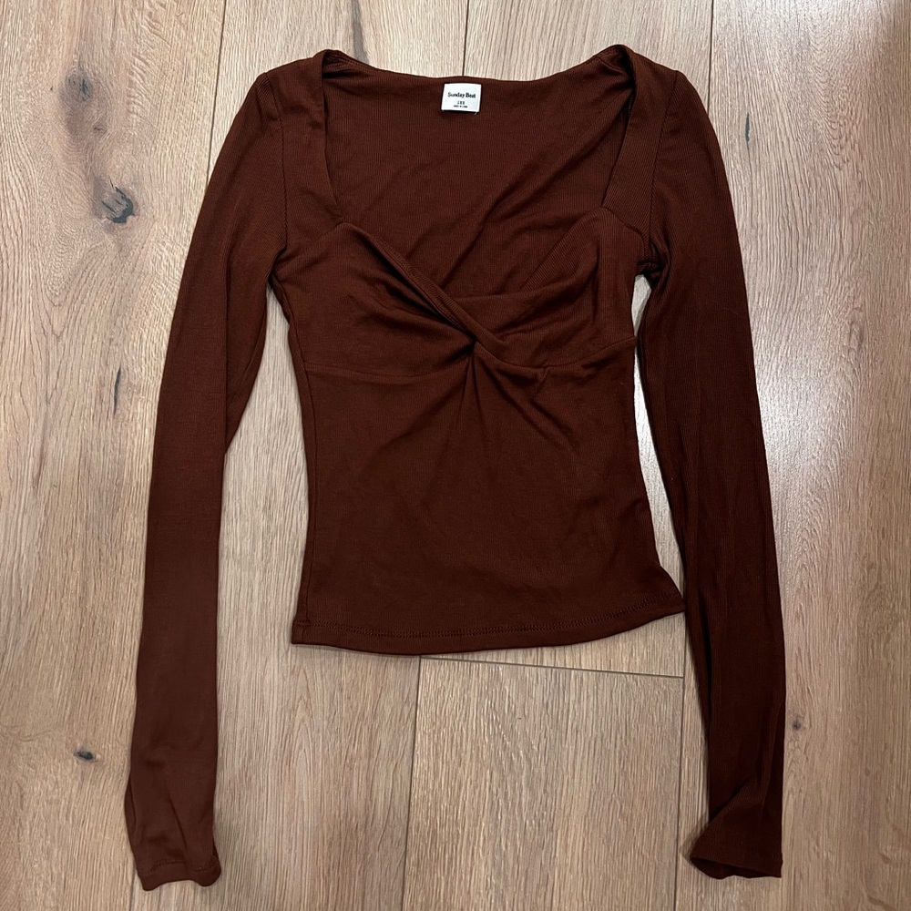 Aritzia Sunday Best Lula Longsleeve